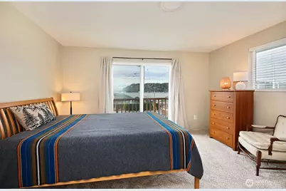 8201 Olympic View Lane, Clinton, WA 98236 - Photo 20