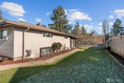 8817 S Alaska, Tacoma, WA 98444 - Photo 36