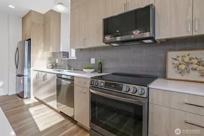 9020 13th Avenue NW #A, Seattle, WA 98117 - Photo 14