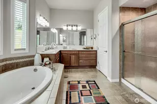 23958 NE 127th St, Redmond, WA 98053 - Photo 24