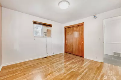 17028 Larch Way, Lynnwood, WA 98037 - Photo 12