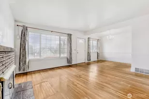 17028 Larch Way, Lynnwood, WA 98037 - Photo 4