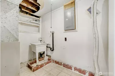 17028 Larch Way, Lynnwood, WA 98037 - Photo 24