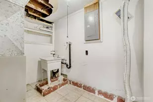 17028 Larch Way, Lynnwood, WA 98037 - Photo 24