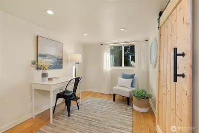 8240 17th Avenue NE, Seattle, WA 98115 - Photo 16