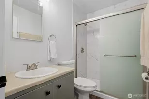 10457 Des Moines Memorial Dr S, Seattle, WA 98168 - Photo 26