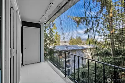 10457 Des Moines Memorial Drive S #307, Seattle, WA 98168 - Photo 24