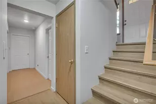 10410 206th Ave E, Bonney Lake, WA 98391 - Photo 20