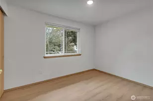 10410 206th Ave E, Bonney Lake, WA 98391 - Photo 18