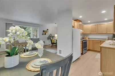 10410 206th Avenue E, Bonney Lake, WA 98391 - Photo 12