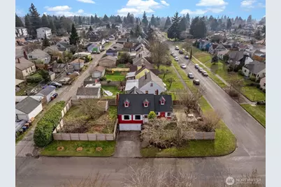 220 S 61st Street, Tacoma, WA 98408 - Photo 2