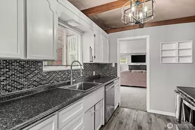 220 S 61st Street, Tacoma, WA 98408 - Photo 8