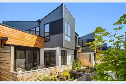 228 Canopy Path NW, Bainbridge Island, WA 98110 - Photo 2