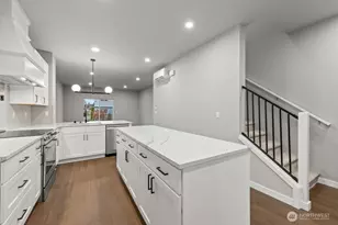 16823 Alder Way, Lynnwood, WA 98037 - Photo 14