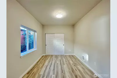 1209 S Cushman Avenue, Tacoma, WA 98405 - Photo 10