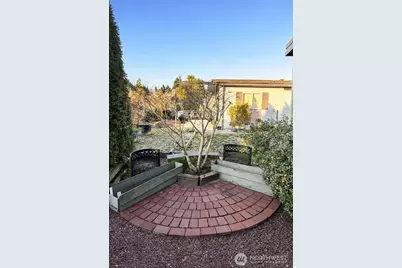 11436 SE 208th Street #112, Kent, WA 98031 - Photo 32