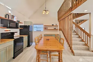 1015 Honeymoon Lake Dr, Greenbank, WA 98253 - Photo 12