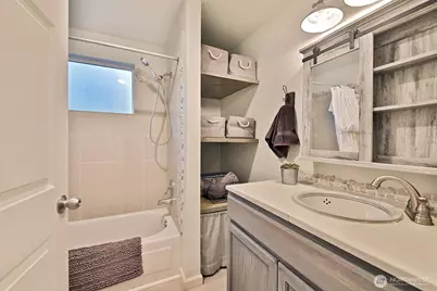 1015 Honeymoon Lake Drive, Greenbank, WA 98253 - Photo 28