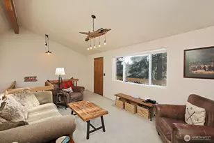 1015 Honeymoon Lake Dr, Greenbank, WA 98253 - Photo 16