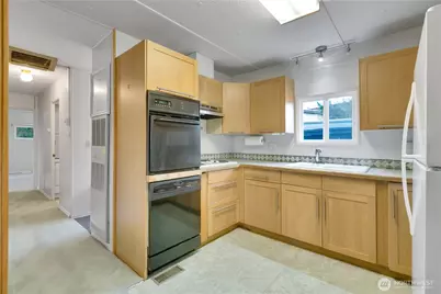 3230 Bow Lake Drive #007, SeaTac, WA 98188 - Photo 12