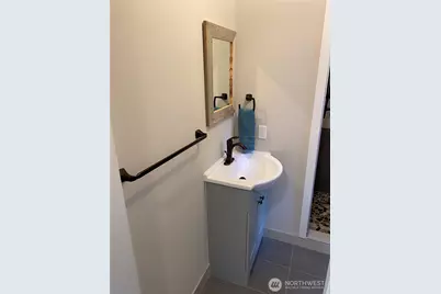 210 S 173rd Place #1, Burien, WA 98148 - Photo 10