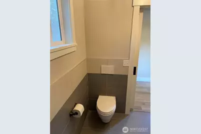 210 S 173rd Place #1, Burien, WA 98148 - Photo 8