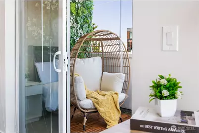 2220 Franklin Avenue E #C, Seattle, WA 98102 - Photo 18