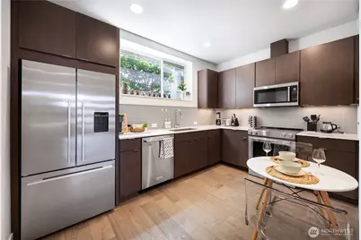 2220 Franklin Avenue E #C, Seattle, WA 98102 - Photo 12