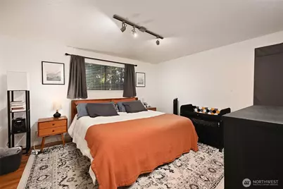 1614 NE 199th Court, Shoreline, WA 98155 - Photo 8