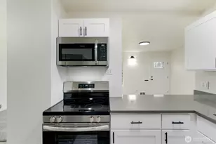 310 Cypress St, Longview, WA 98632 - Photo 10