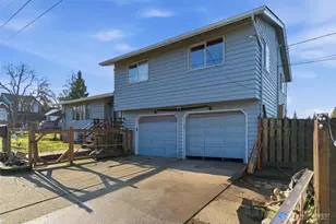 2208 S Lincoln St, Port Angeles, WA 98362 - Photo 2