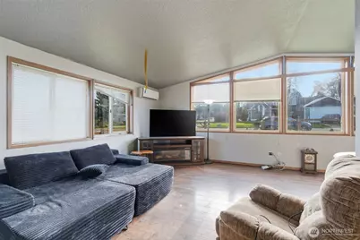 2208 S Lincoln Street, Port Angeles, WA 98362 - Photo 4