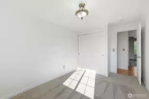 139 E 92nd St, Tacoma, WA 98445 - Photo 16