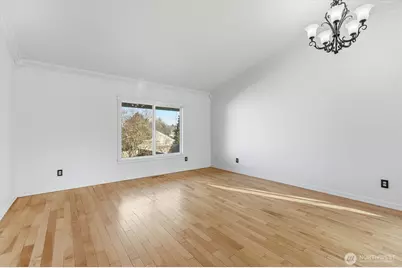 139 E 92nd Street, Tacoma, WA 98445 - Photo 4