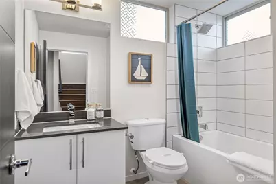 2035 NW 65th Street, Seattle, WA 98117 - Photo 28