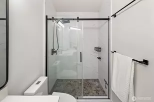 18638 NE 55th Way, Redmond, WA 98052 - Photo 38