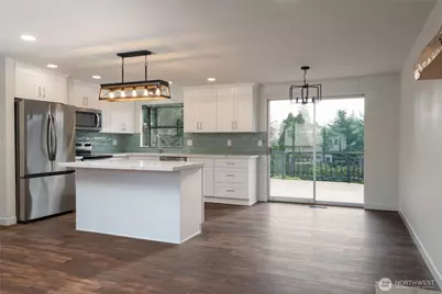 3524 200th Place SW, Lynnwood, WA 98036 - Photo 2