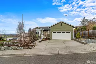 6811 54th Pl NE, Marysville, WA 98270 - Photo 4