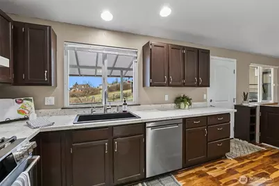 6811 54th Place NE, Marysville, WA 98270 - Photo 16