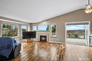 6811 54th Pl NE, Marysville, WA 98270 - Photo 8