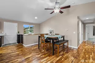 6811 54th Pl NE, Marysville, WA 98270 - Photo 12