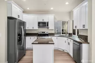 4125 S 220th Pl, Kent, WA 98032 - Photo 8