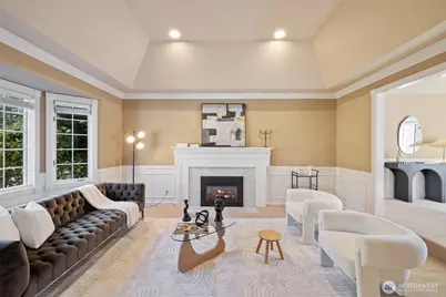 413 213th Place SE, Sammamish, WA 98074 - Photo 4