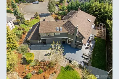 413 213th Place SE, Sammamish, WA 98074 - Photo 36