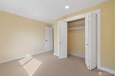 413 213th Place SE, Sammamish, WA 98074 - Photo 16