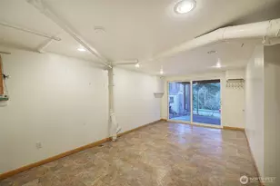 7722 22nd Ave NE, Seattle, WA 98115 - Photo 34