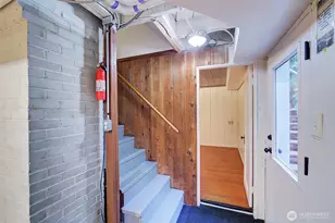 7722 22nd Ave NE, Seattle, WA 98115 - Photo 30