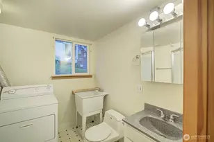 7722 22nd Ave NE, Seattle, WA 98115 - Photo 36