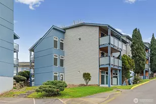 15142 65th Ave S, Tukwila, WA 98188 - Photo 2