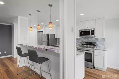 15142 65th Avenue S #313, Tukwila, WA 98188 - Photo 8